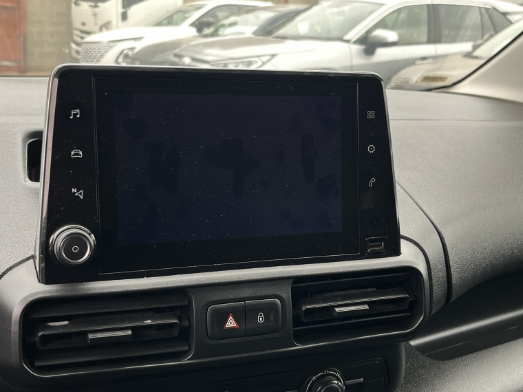 Peugeot Partner Partner Bluehdi 1.5 2024 Usado  Usado en Kovacs Usados