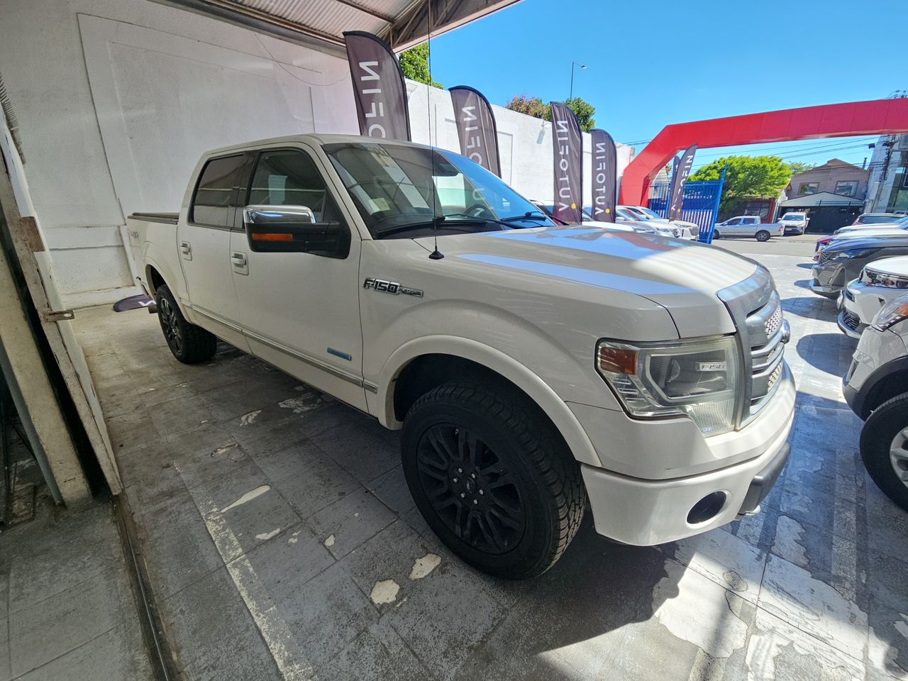 FORD F-150 F150 PLATINIUM 4X4 3.5 AUT - 2014