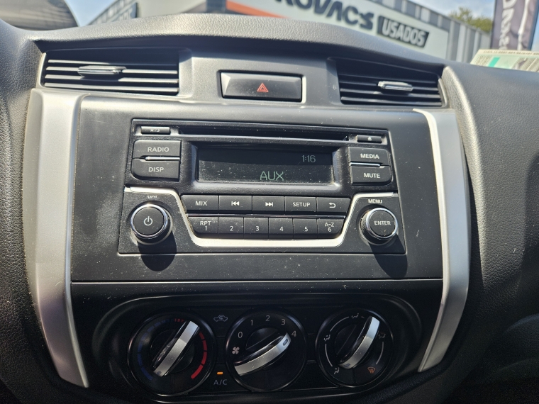 Nissan Np300 Dc 2.5 Mt 2018 Usado  Usado en Kovacs Usados