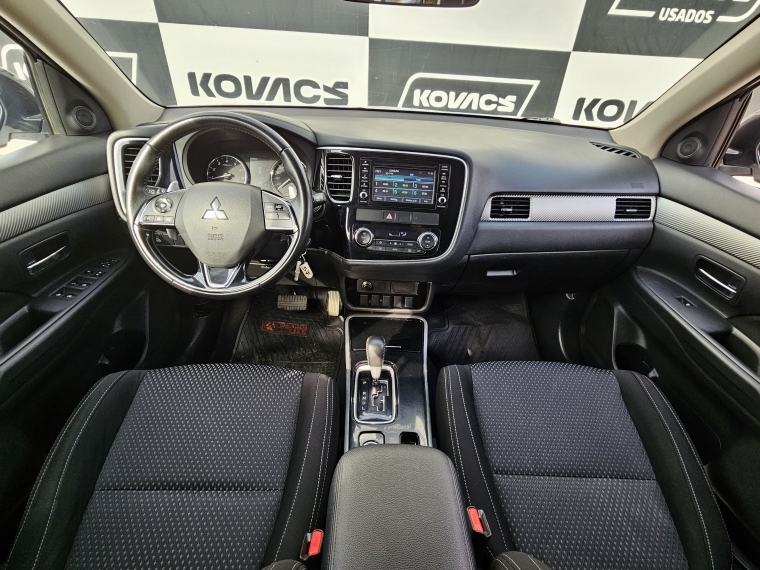 Mitsubishi Outlander Outlander Glx 4x4 2.4 Aut 2019 Usado  Usado en Kovacs Usados