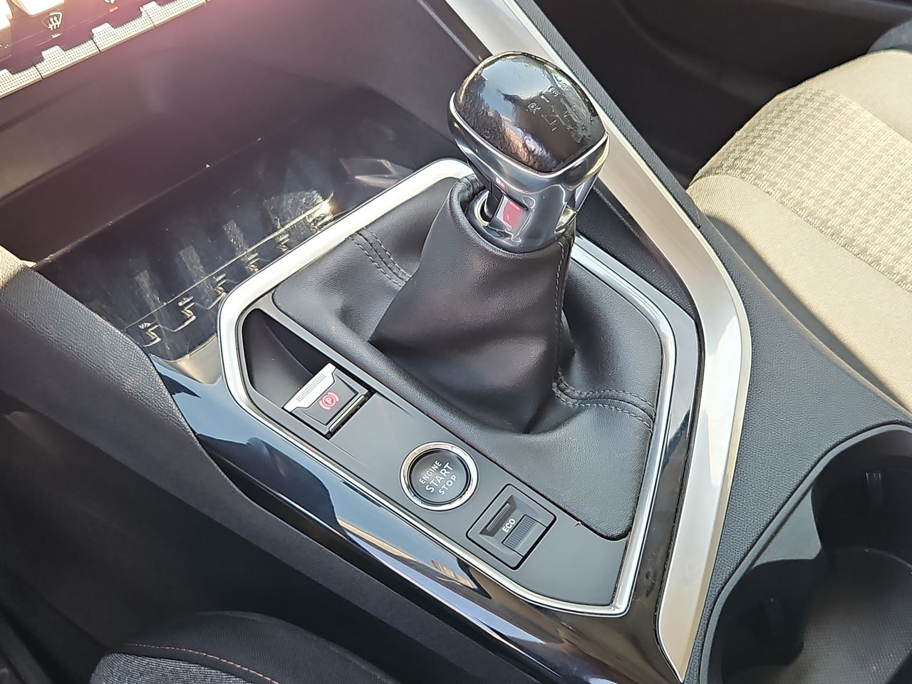 Peugeot 208 3008 Puretech 1.2l 2022 Usado en Usados de Primera - Sergio Escobar