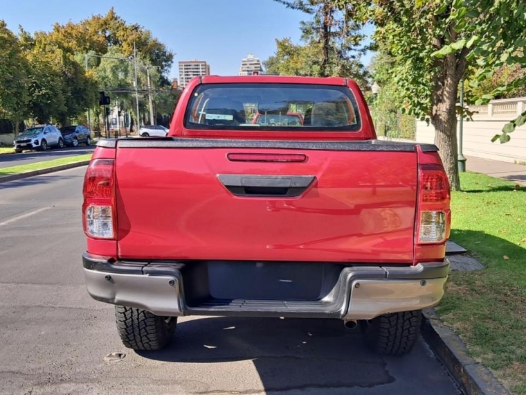 Toyota Hilux Dx 4x4 2.4 2021  Usado en GT Autos