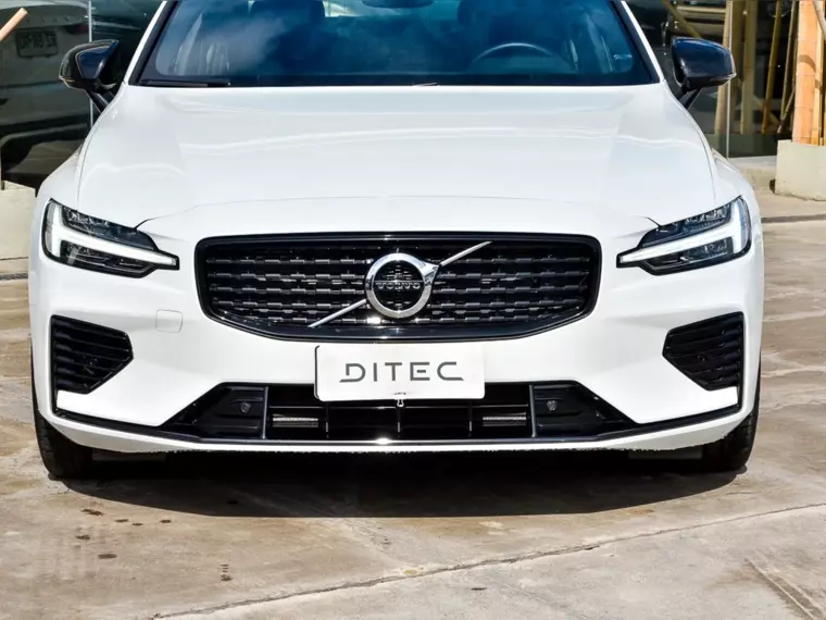 Volvo S60 T8 R-design Awd 2022 Usado  Usado en Webautos.cl