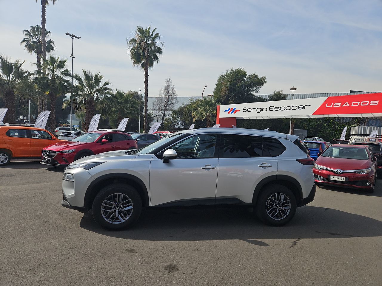 Nissan X-trail X Trail 4x2 5p Cvt 2.5 2023 Usado en Usados de Primera - Sergio Escobar