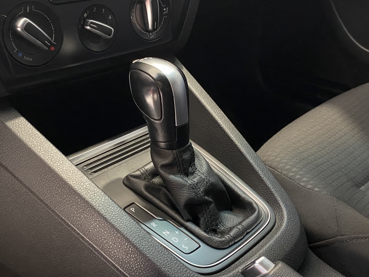 Volkswagen Bora Bora Tdi Advance 2.0 At 2017 Usado en Rosselot Usados