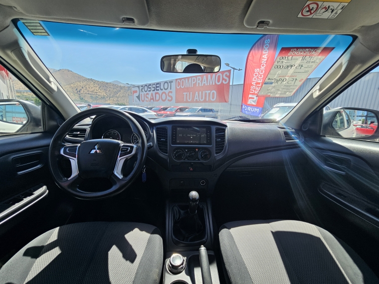 Mitsubishi L200 L200 D/c 2.4 Katana Crt 4x4 Special Pack 2023 Usado en Rosselot Usados