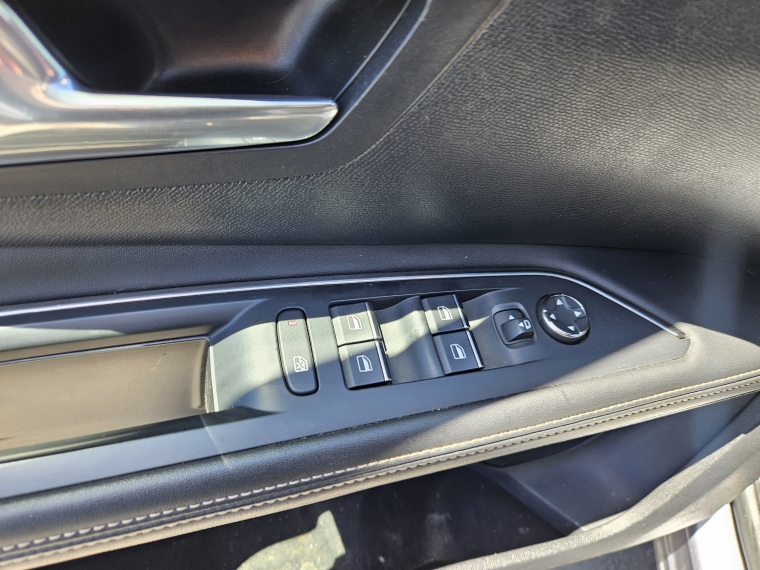 Peugeot 5008 Gt 1.6 Puretech At 2022 Usado  Usado en Kovacs Usados