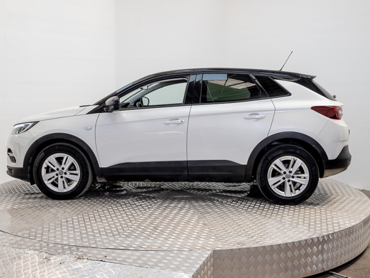 Opel Grandland x  12t Edition Mt6 5p 2021 Usado  Usado en Pompeyo