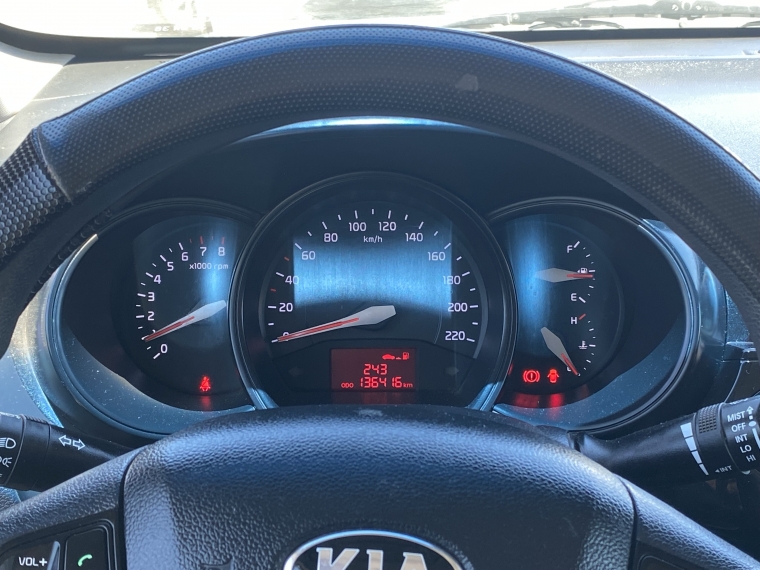 Kia Rio 4 Rio 4 Ex 1.4 2017 Usado en Rosselot Usados
