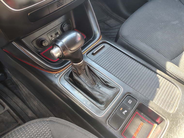 Kia Sorento Sorento Ex 2.4 Aut 2014 Usado en Rosselot Usados