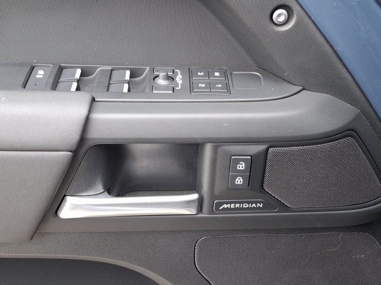 Land rover Defender 110 3.0id X-dynamic Se 2026 Usado  Usado en BMW Premium Selection