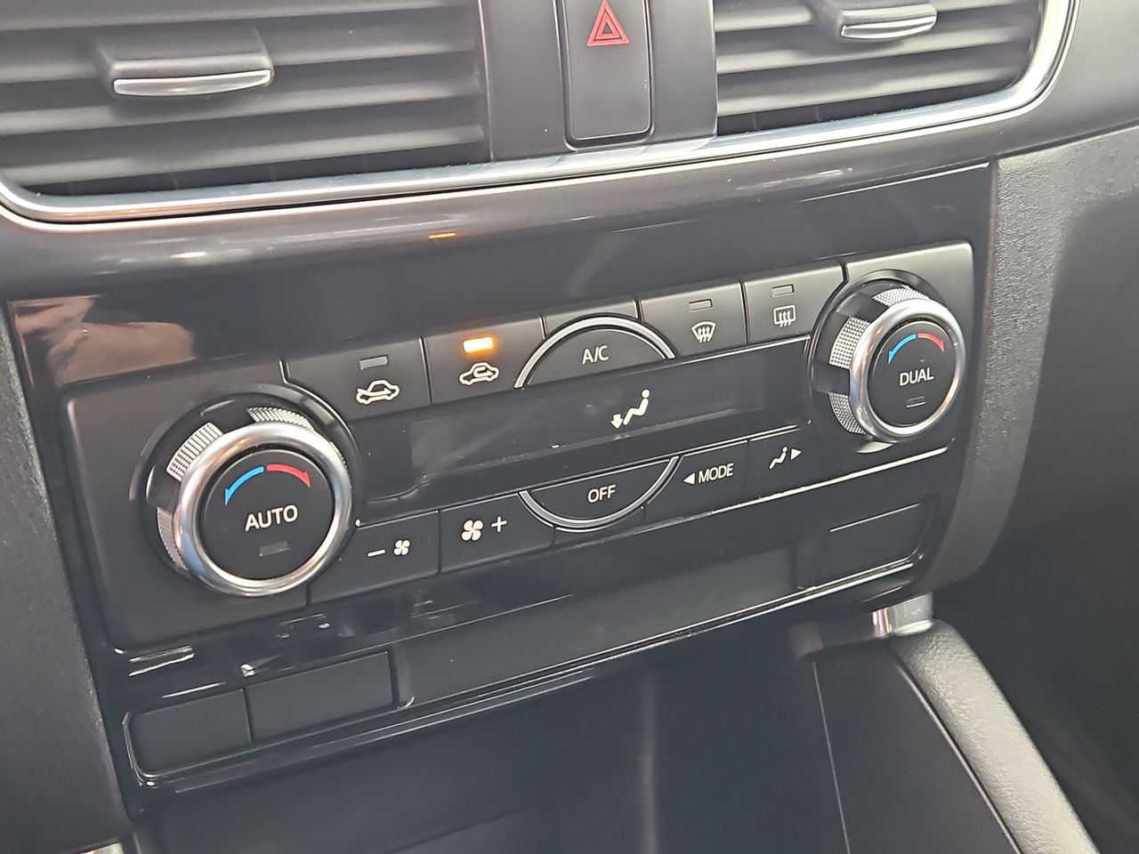 Mazda Cx-5 New Cx 5 R 2.0 Aut 2016 Usado en Usados de Primera - Sergio Escobar