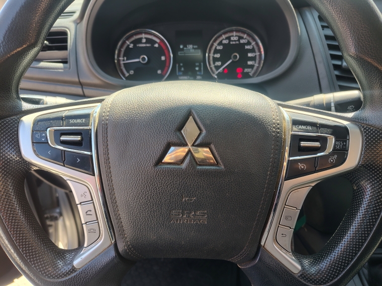 Mitsubishi L200 L200 Work 2.2 2024 Usado en Rosselot Usados