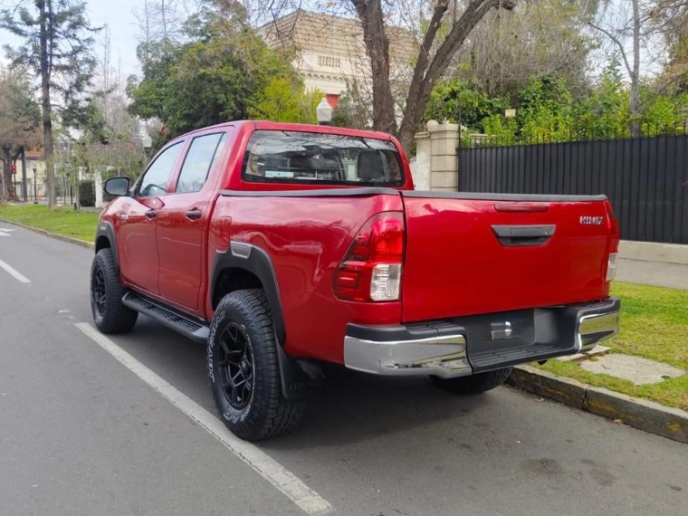 TOYOTA HILUX DX 4X4 2.4 - imagen 7