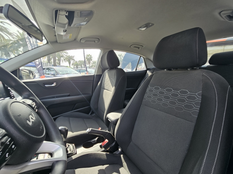 Kia Rio 4 Ex Full Mt 1.4 2023 Usado  Usado en Kovacs Usados
