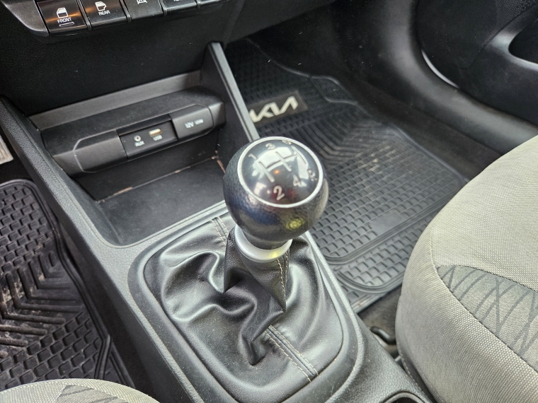 Kia Soluto Soluto Lx 1.4l 5mt Ac - 2225 2023 Usado en Rosselot Usados