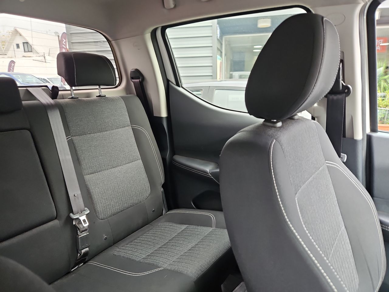 Peugeot Landtrek Landtrek Bluehdi 4x4 2.2 Aut 2023 Usado  Usado en Webautos.cl