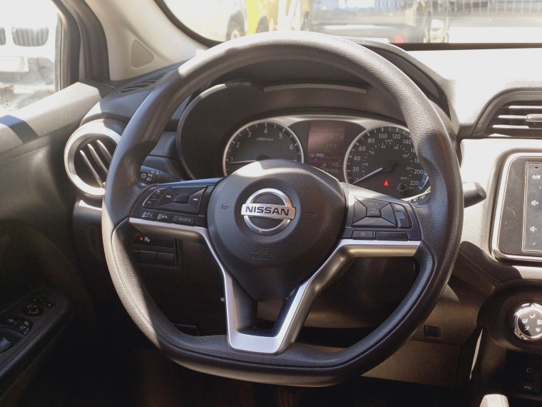 Nissan Versa 1.6 Sense Mt 2022 Usado  Usado en Kovacs Usados