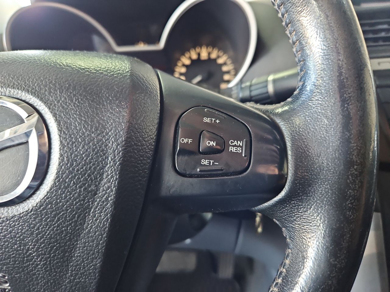 Mazda Bt-50 New Bt 50 Dcab Sdx 4x4 3.2 Aut 2018 Usado en Usados de Primera - Sergio Escobar