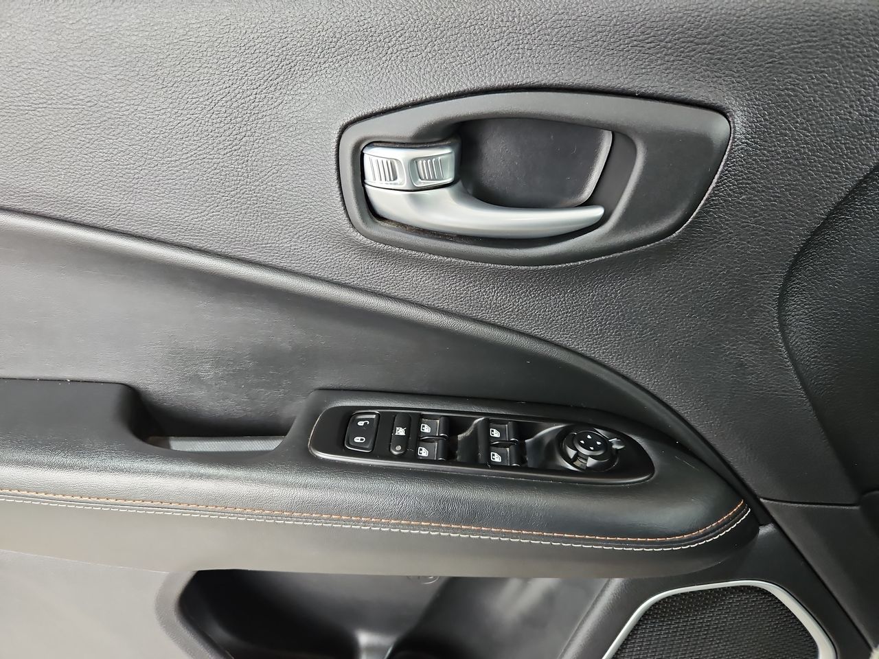 Jeep Compass All New Compass Sport Lx 2.4 2021 Usado en Usados de Primera - Sergio Escobar