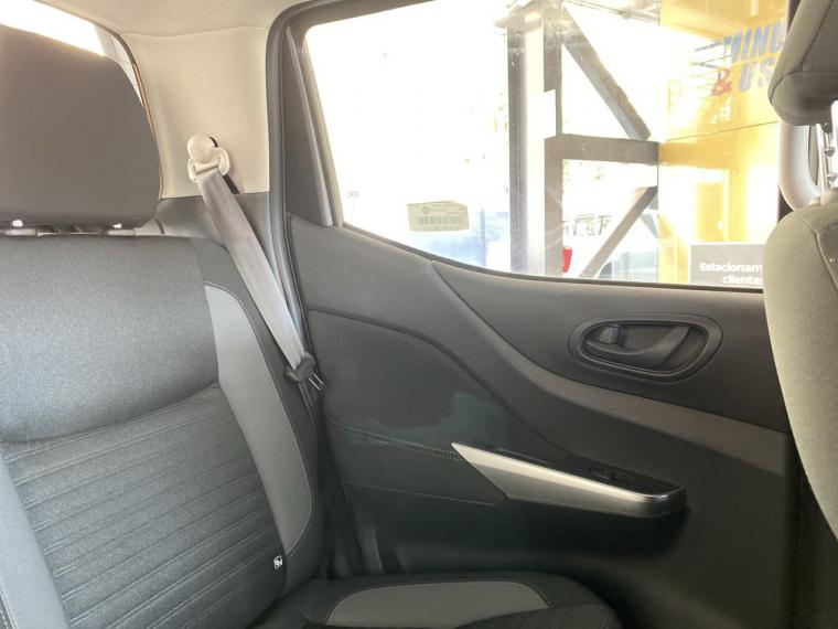 Nissan Navara 2.3d Se Diesel 4x4 Dob.cab. Mt 4p 2024 Usado  Usado en Webautos.cl