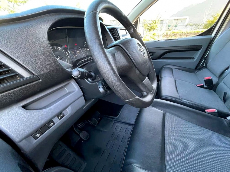 Opel Vivaro Td 150 2.0 Mt 2021  Usado en Automarket Chile