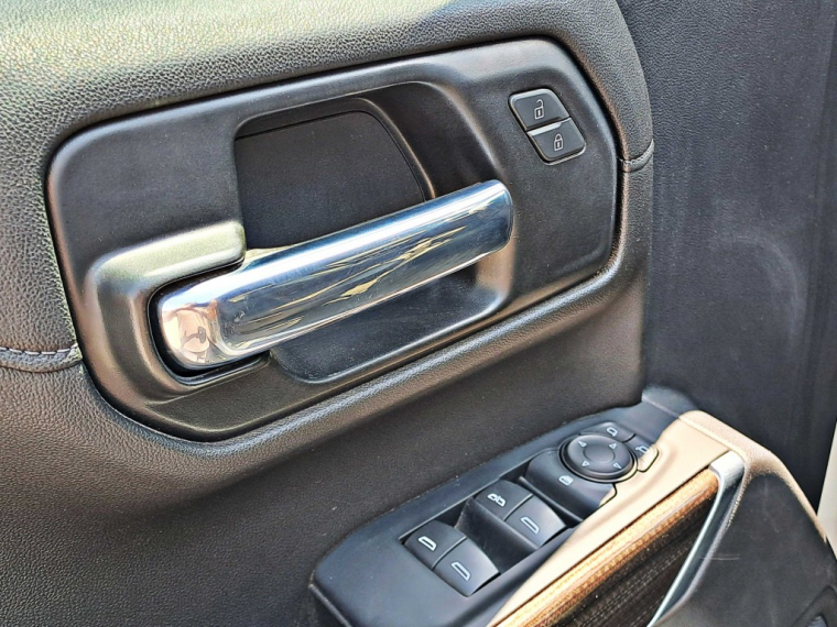 Chevrolet Silverado Lt 4x4 5.3 At 2022 Usado  Usado en Webautos.cl