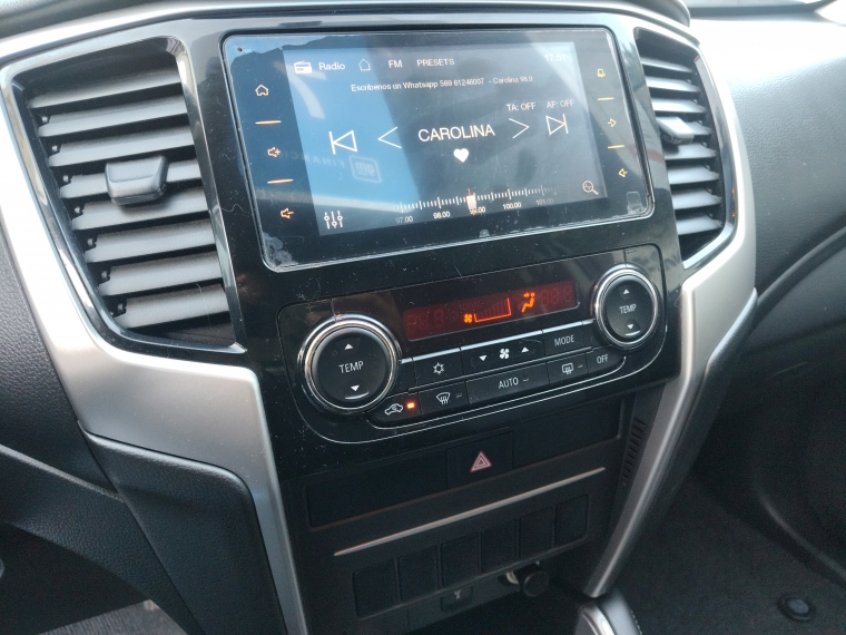 Mitsubishi L200 2.4 Td Dakar  Crs Hp At  4x4 Diesel 2023 Usado  Usado en Kovacs Usados