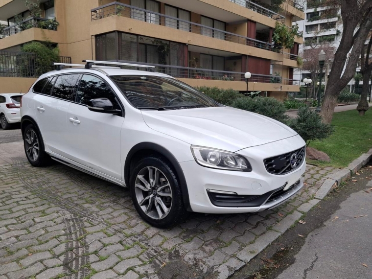 VOLVO V60 T5 AWD 2.0 - imagen 15