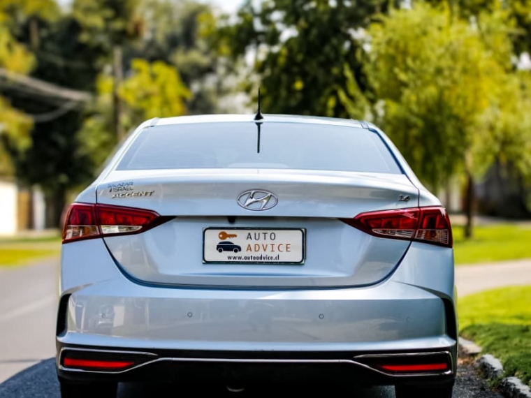 Hyundai Accent Accent Hci 1.6 Aut  2023 Usado en Autoadvice Autos Usados