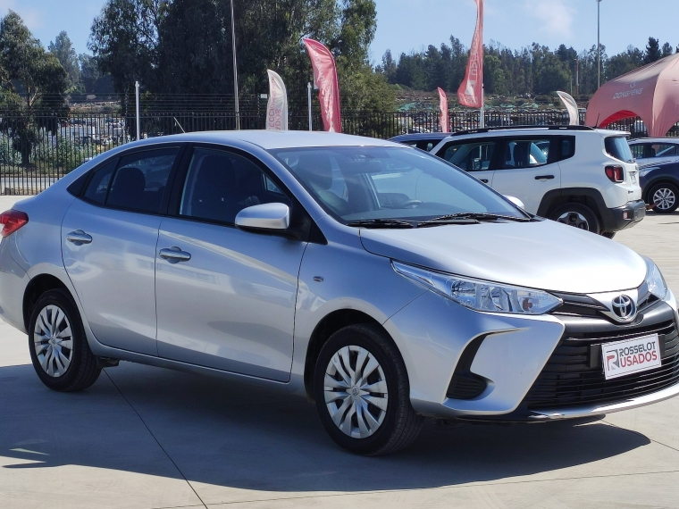 Toyota Yaris sedan Yaris Sedan Otto 1.5 2022 Usado en Rosselot Usados