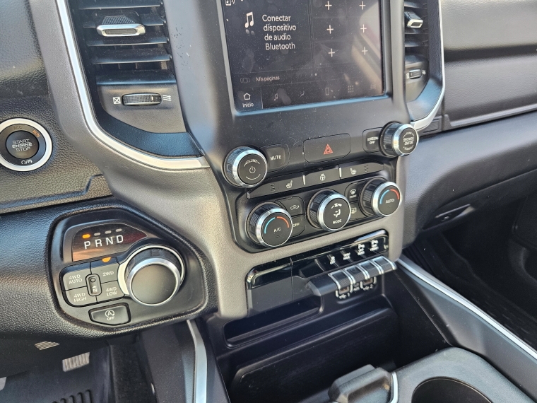 Ram 1500 1500 Big Horn Crew Cab 4x4 3.6 Aut 2023 Usado en Rosselot Usados