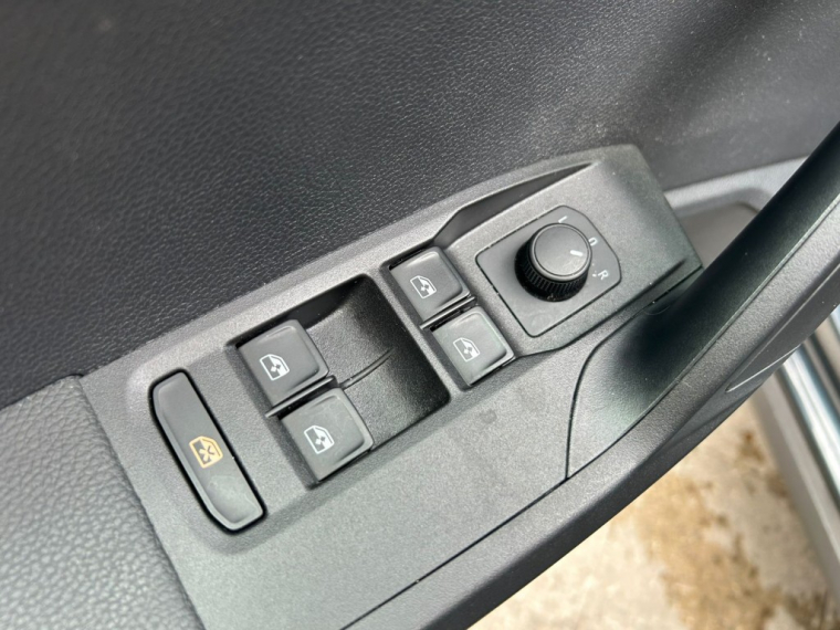 Seat Arona 1.6 2021 Usado Usado en Webautos.cl Seat Arona 1.6 2021 Usado Usado en Webautos.cl