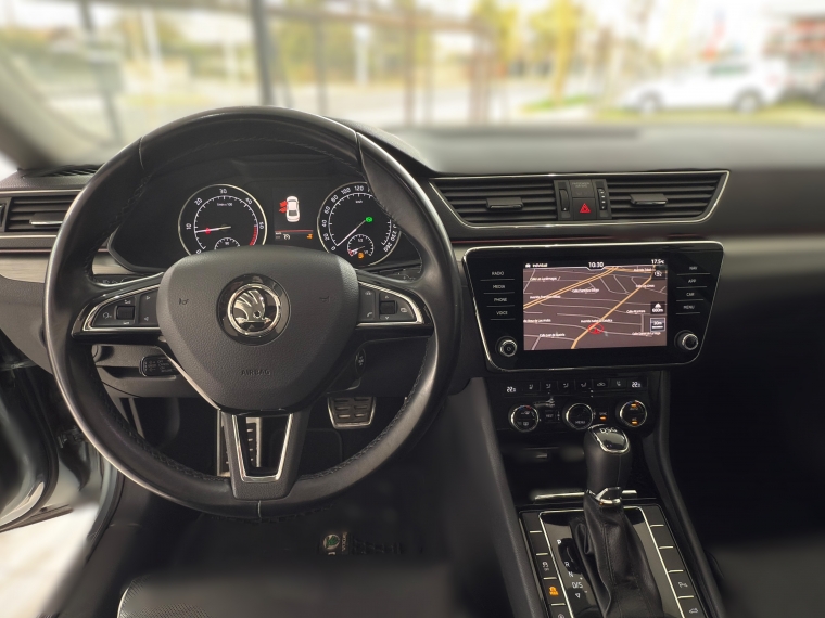 Skoda Superb 2.0 Tdi 2019 Usado en Automotriz Olea Flaño
