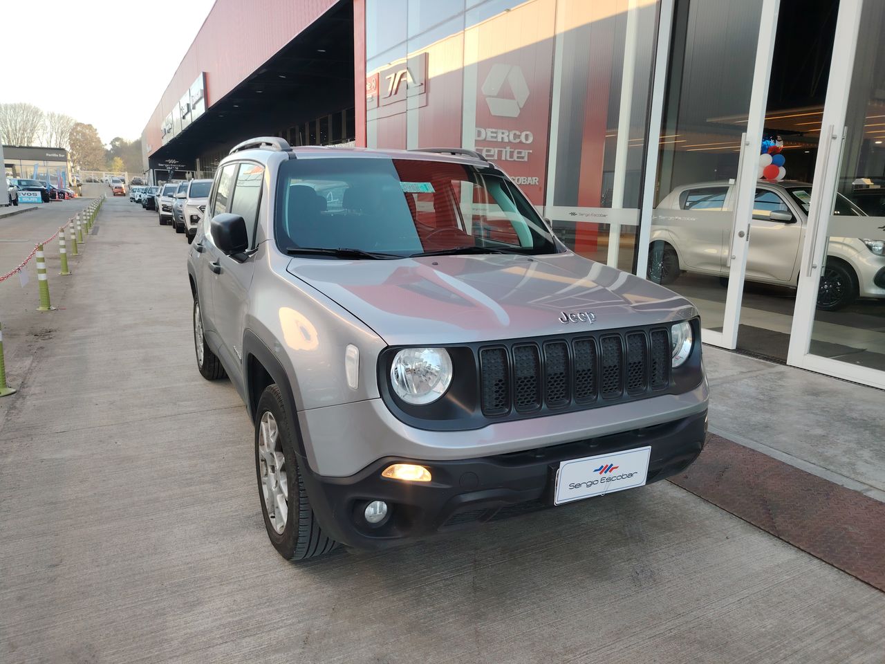 Jeep Renegade Renegade Sport 1.8 2022 Usado en Usados de Primera - Sergio Escobar