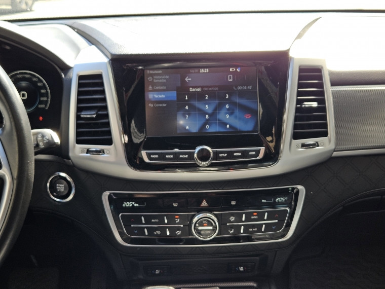 Ssangyong Rexton New Rexton Limited Plus 2.2td 8at 4wd 9ab- Yrx223 Mnn 2022 Usado en Rosselot Usados