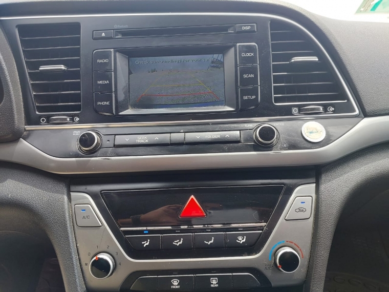 Hyundai Elantra Gl 1.6 2017 Usado  Usado en Webautos.cl