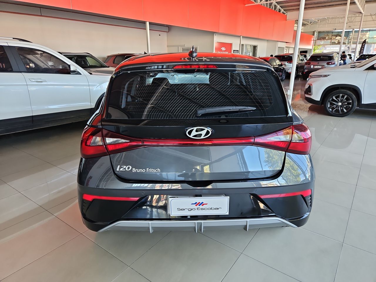 Hyundai I-20 I20 B13 Mpi 1.4 Aut 2024 Usado en Usados de Primera - Sergio Escobar