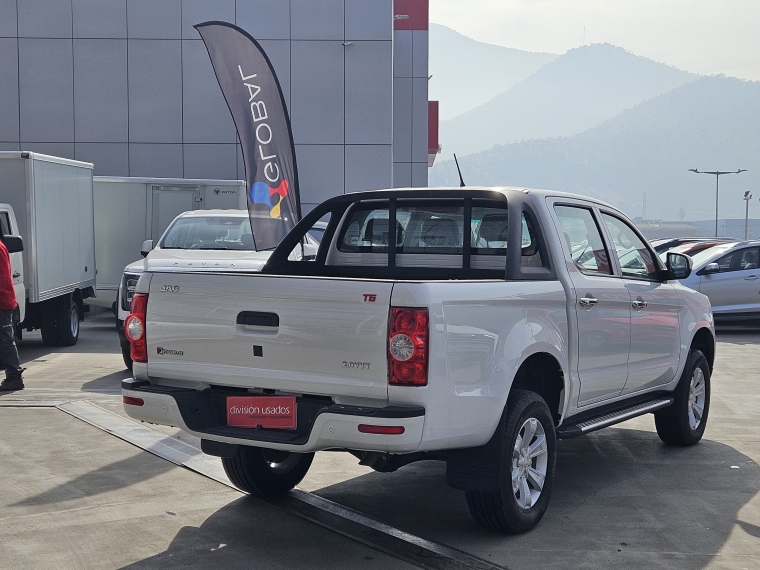Jac T6 T6 Ce Comfort 2.0 Bencina Mt 4x2 2024 Usado en Rosselot Usados