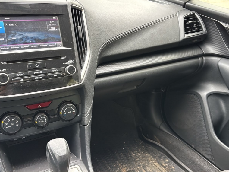 Subaru New Impreza — foto 7 de 11