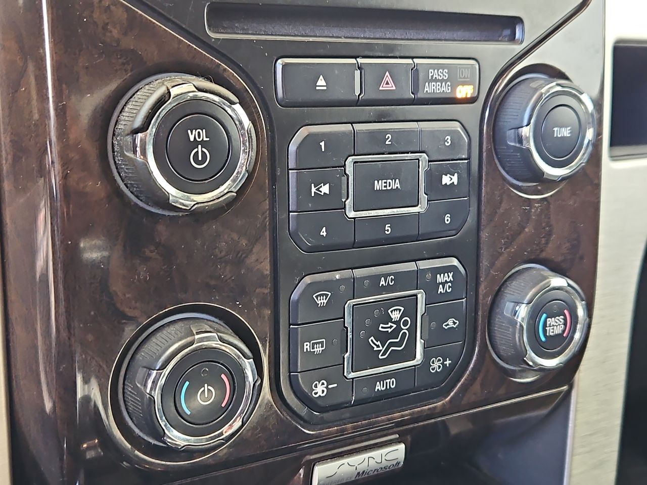 FORD F-150 F150 PLATINIUM 4X4 3.5 AUT - 2014