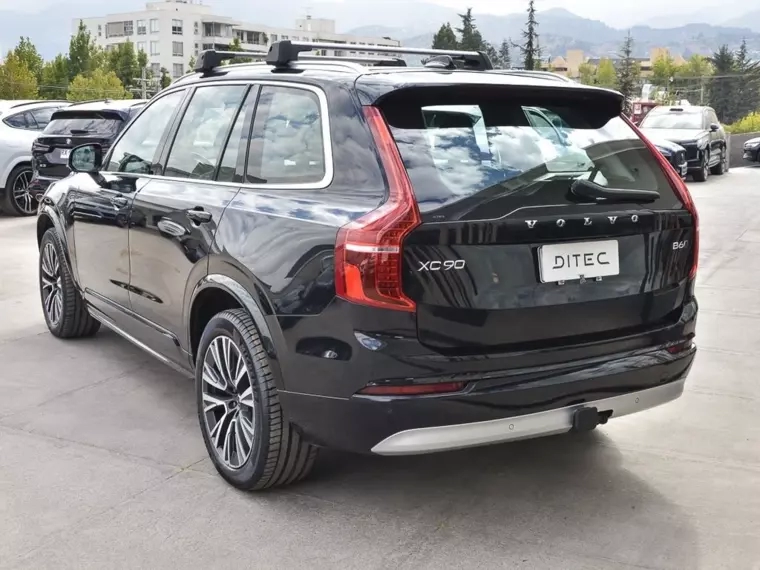 Volvo Xc90 2.0 B6 Momentum 4x4 At 5p 2022 Usado  Usado en BMW Premium Selection