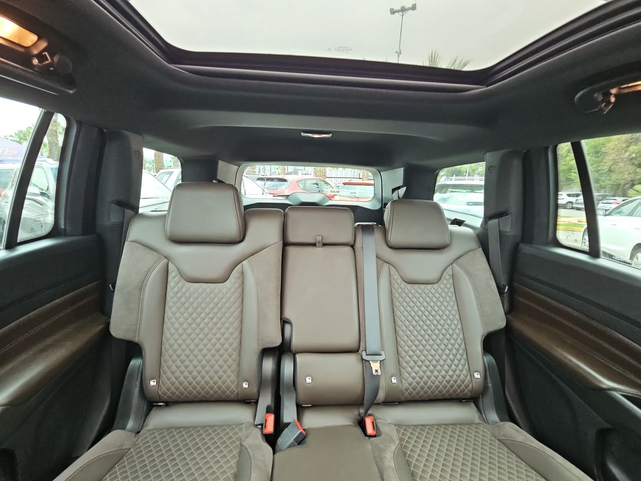 Jeep Commander Commander Overland 1.3 Aut 2023 Usado en Usados de Primera - Sergio Escobar