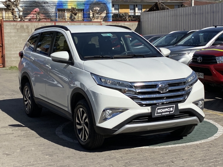 Toyota Rush 1.5 Xli At 2023 Usado  Usado en Kovacs Usados