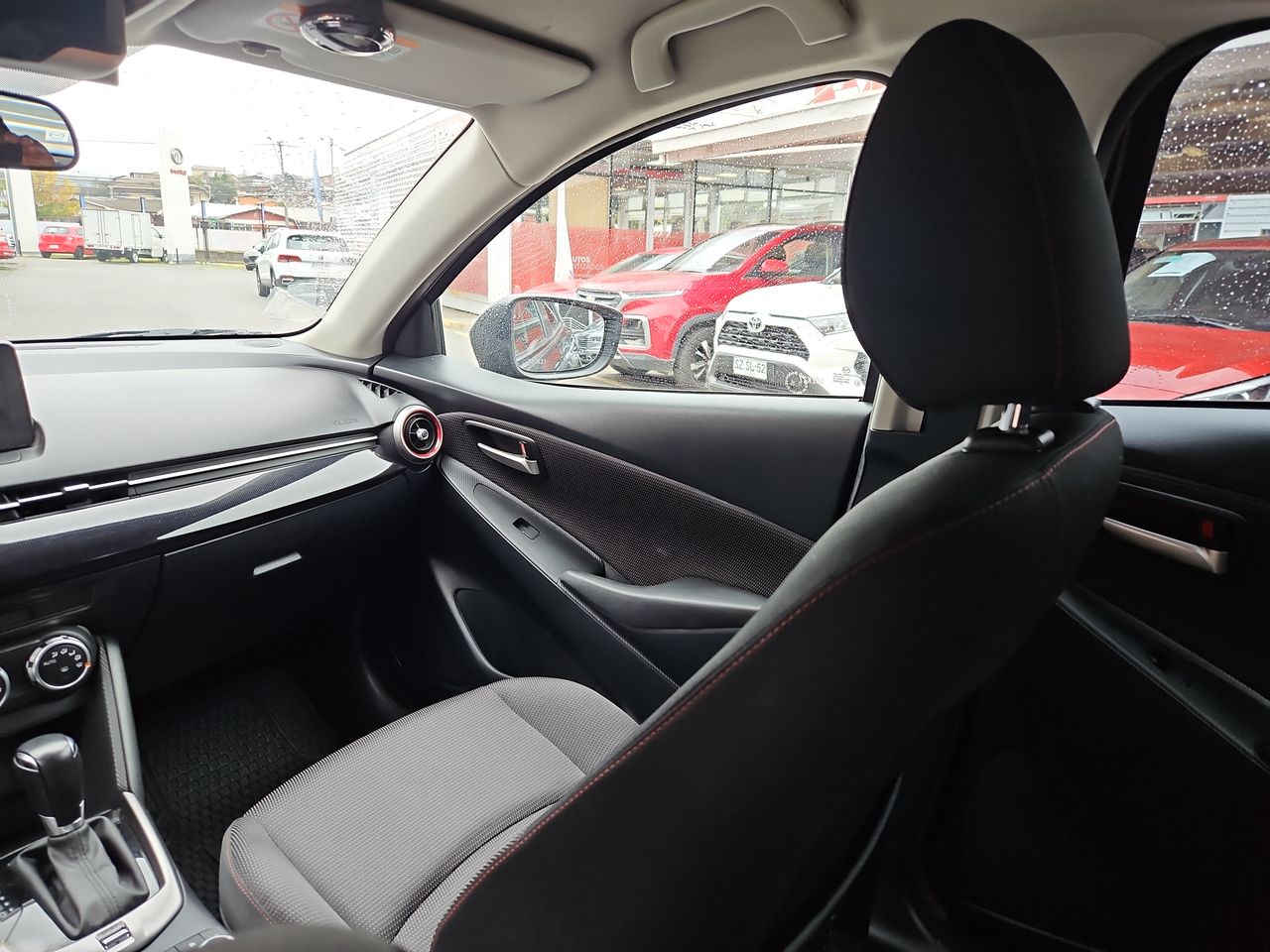 Mazda 2 2 Sport Hb 1.5  Aut. 2023 Usado  Usado en Webautos.cl