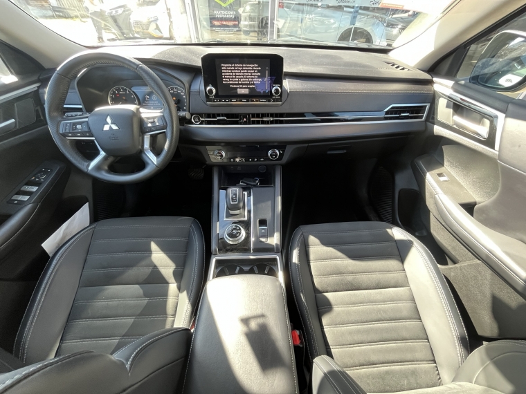 Mitsubishi New outlander Outlander Glx 2.5 Aut 2025 Usado  Usado en Webautos.cl