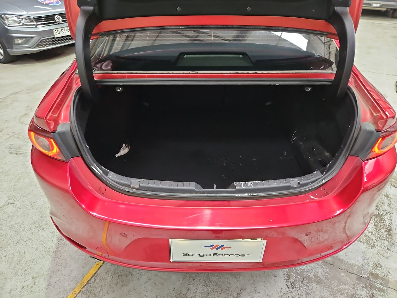 Mazda 3 3 Sedan 2.0 Aut 2023 Usado en Usados de Primera - Sergio Escobar