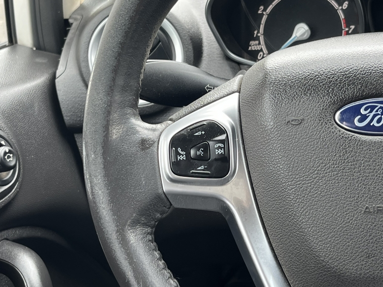 Ford Fiesta Titanium 1.6 2017 Usado  Usado en Kovacs Usados