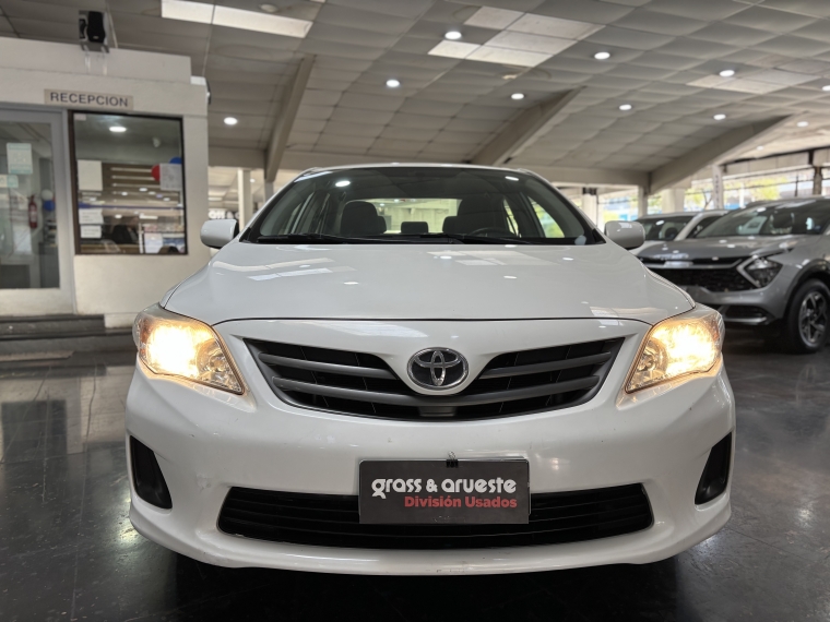 Toyota Corolla Gli 1.6l 6mt Ac 2013  Usado en Grass & Arueste