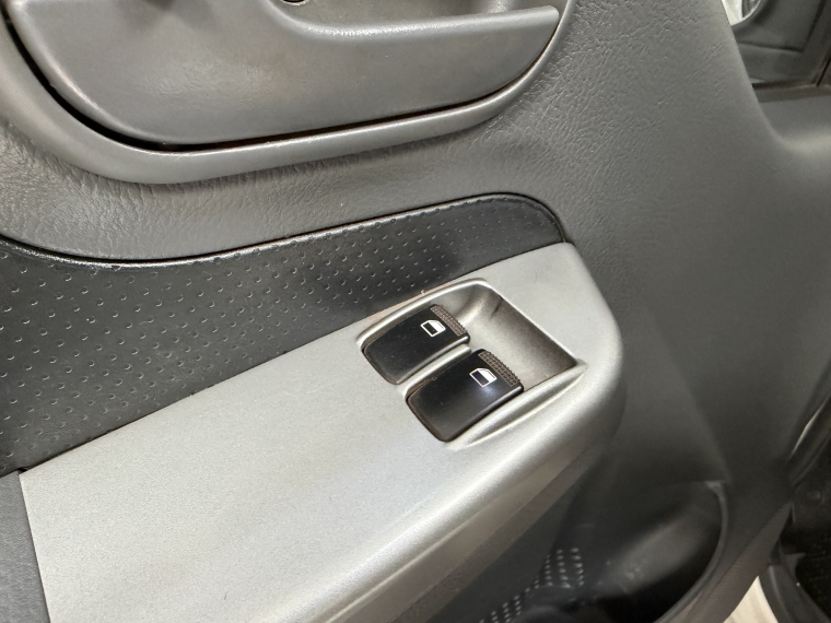 Kia Frontier Lx 2.5 P/up 6mt 2022  Usado en Grass & Arueste